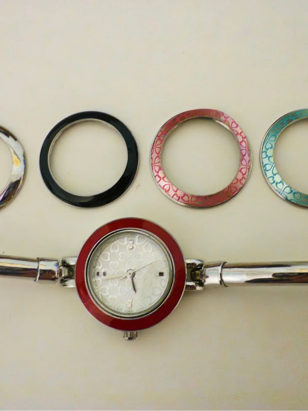 N/A stylish silver